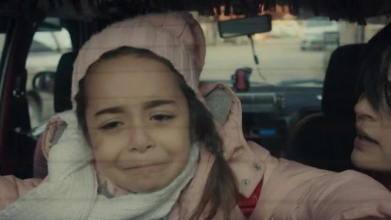 “Quiero a mi hija de vuelta”: Sule reapareció y se llevó a Melek ante los ojos de Zeynep