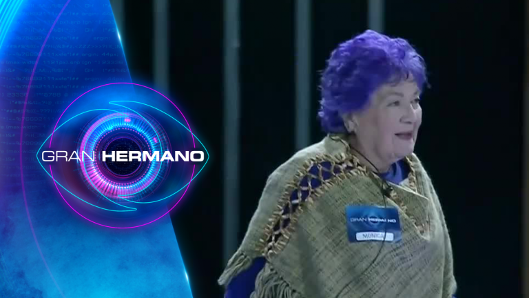 “¿Y por qué no tiene su pelo morado?”: La curiosa reacción de Mónica al tierno piropo que le hizo Francisca