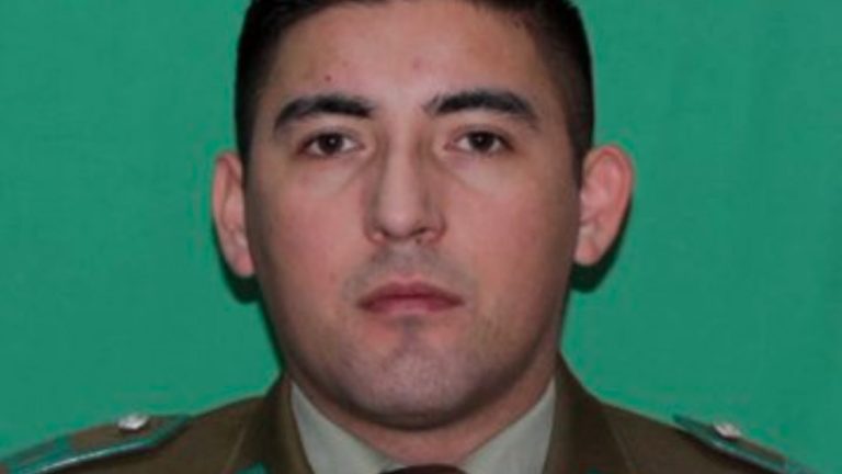 Murió carabinero que fue impactado por camión en Santiago: Tenía 23 años e iba a operativo policial