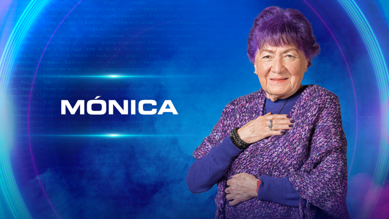 Mónica