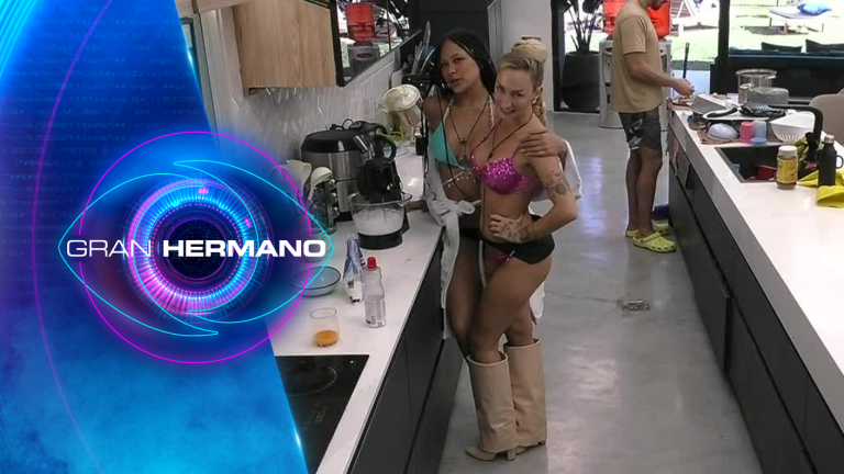 “Como la del Cesfam”: Estefanía y Fran sorprendieron con osada forma de cocinar