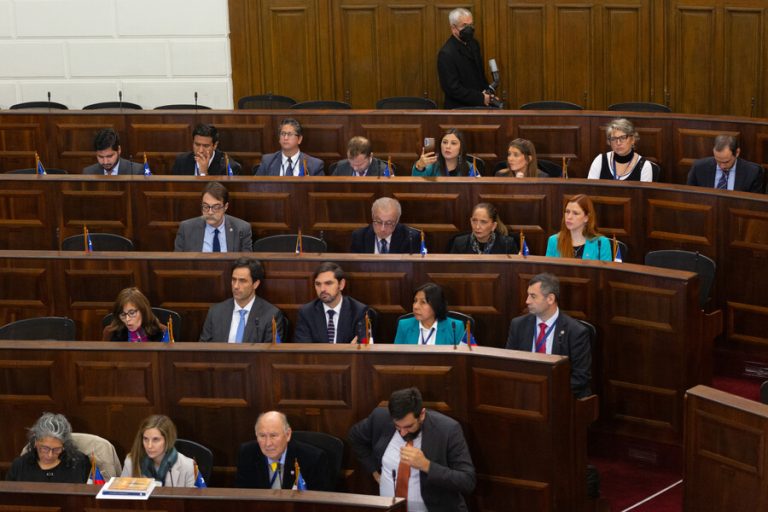 Consejo Constitucional: Republicanos proponen reducir la cantidad de diputados en el Congreso