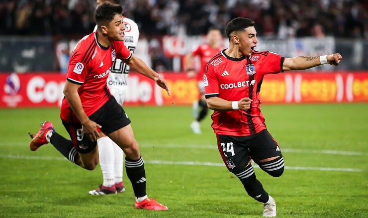 Las penas del fútbol: Colo Colo aplasta a La Calera y avanza a paso firme en la Copa Chile