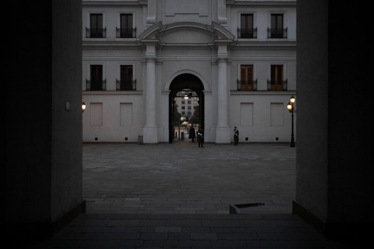 Quiebre oficialista tras polémica por Caso Convenios: Las tensas horas que se viven en La Moneda