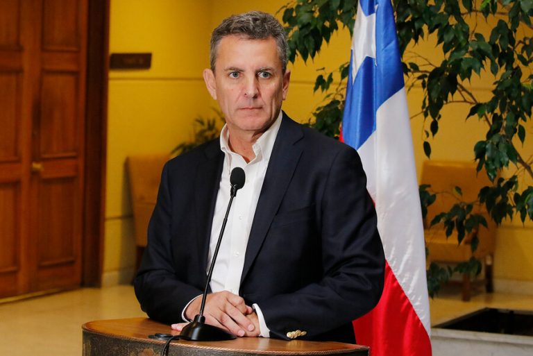 Clínica desvinculó a funcionario que amenazó de muerte a Gonzalo de la Carrera en redes sociales