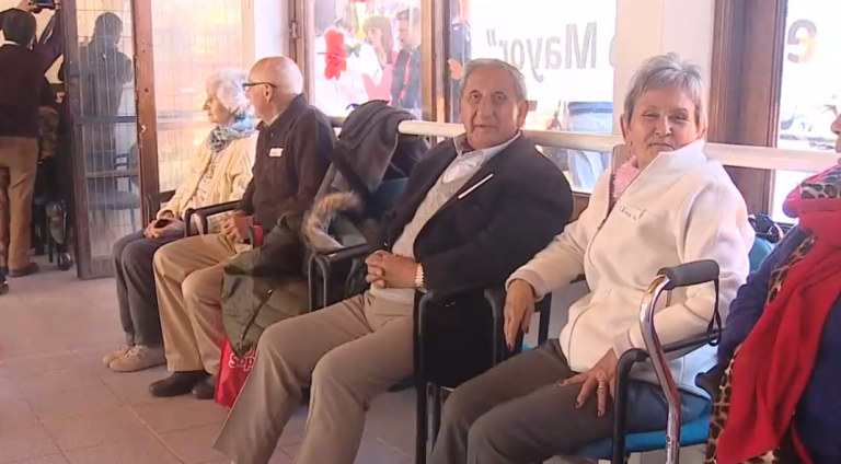 Peak de virus respiratorios en adultos mayores: ¿Cuáles son los signos de alarma?