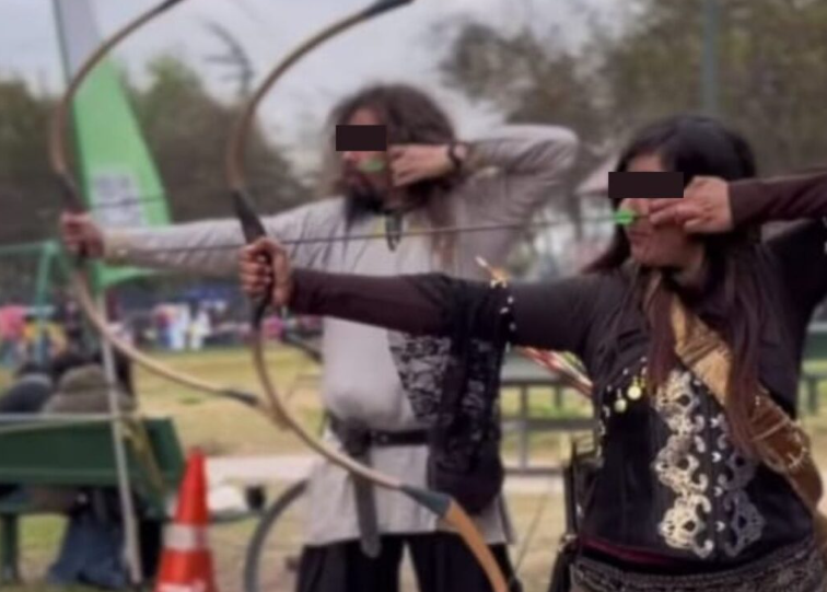 Mujer recibió una flecha en la cara en Feria Friki de Maipú: Practicaban 
