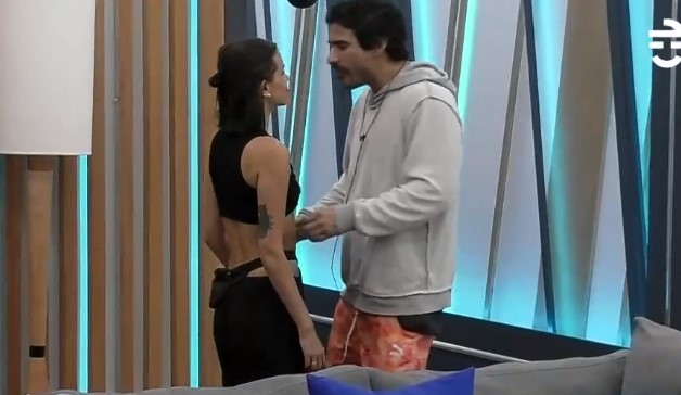 ¿Se olvidó de Maite? El apasionado primer beso entre Sebastián y Constanza en Gran Hermano Chile
