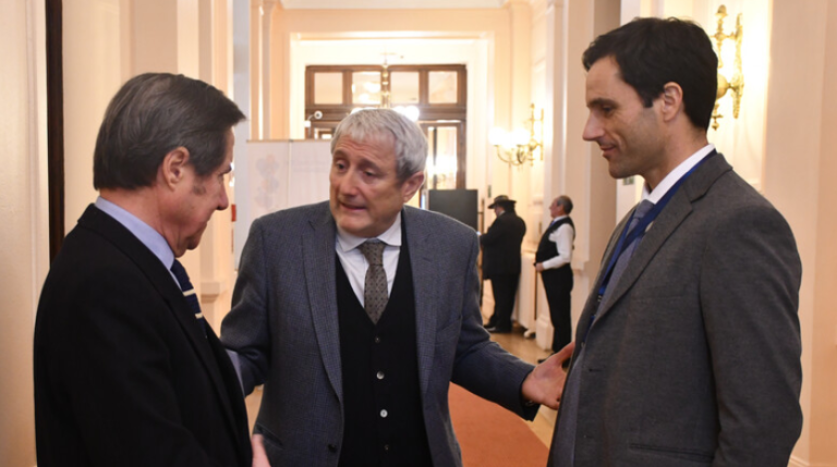 Se vence el plazo: Consejeros levantan intensas negociaciones por enmiendas a anteproyecto constitucional