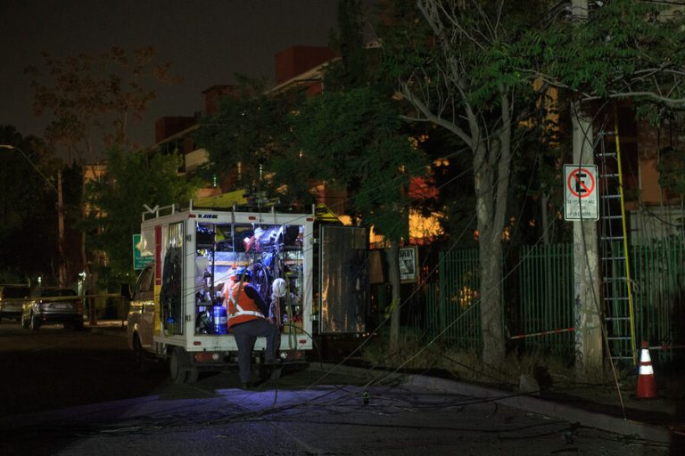 Senapred reporta más de 9 mil clientes sin energía por sistema frontal