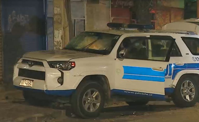 Persecución de PDI termina con choque y disparos en la comuna de San Miguel