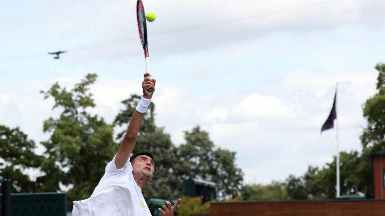 Tomás Barrios venció a Báez y avanzó de ronda en Wimbledon