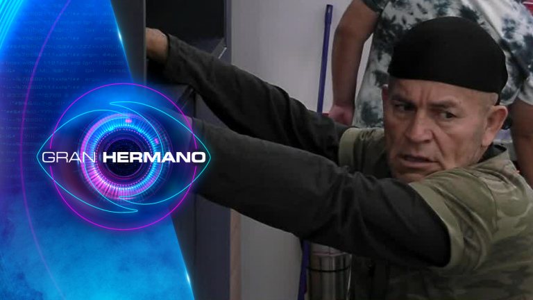 ¡Ni se inmutó! Francisco se robó el pan de Coni