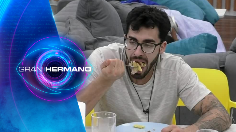 Coca Mendoza 2.0: Jorge sorprendió con particular forma de comer fideos