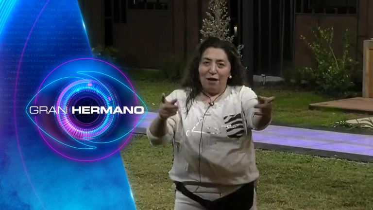 ¡Puro perreo! Jennifer hizo un “Llamado de Emergencia” con sus pasos prohibidos