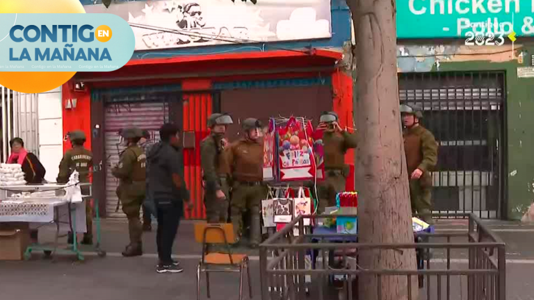 Operativo de fiscalización de comercio ambulante se tomó Plaza de Puente Alto