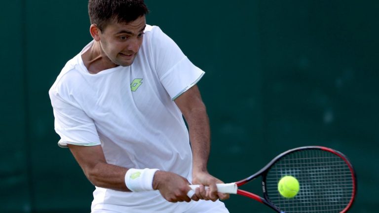 Peleó pero no fue suficiente: Tomás Barrios cayó ante David Goffin y dijo adiós a Wimbledon en segunda ronda