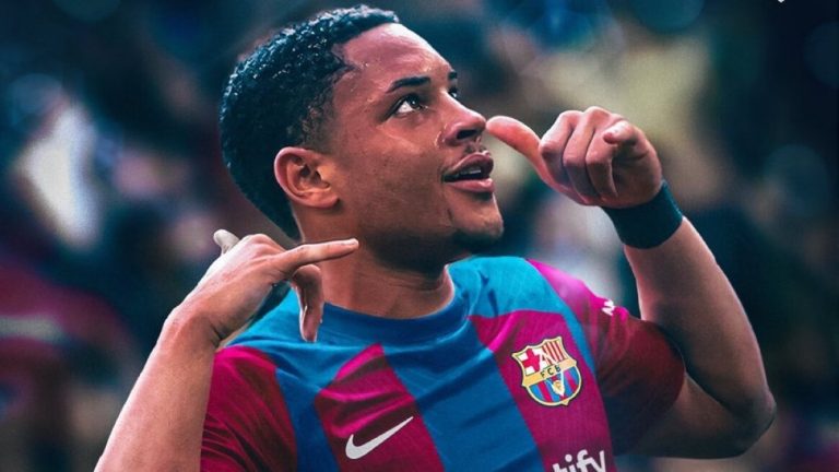 Otra joya brasileña para el Barcelona: Vitor Roque fue presentado oficialmente