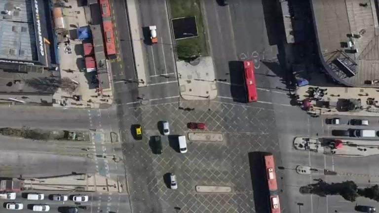 Cruces mortales: Las intersecciones peatonales más peligrosas del eje Alameda