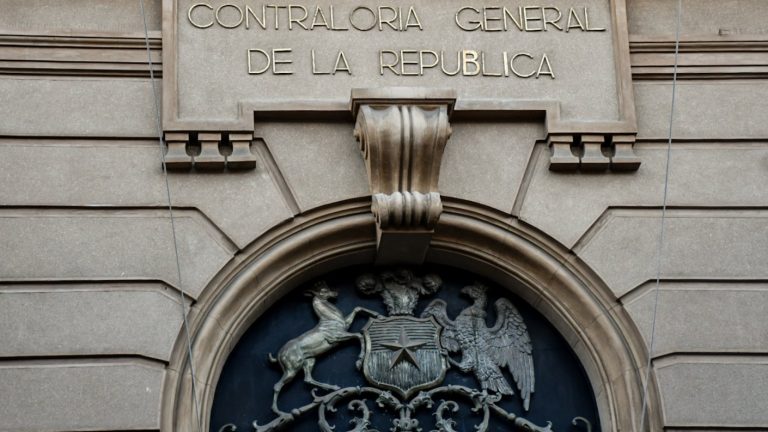 Contraloría declaró ilegales 29 convenios con fundaciones: montos comprometidos superan los 13 mil millones