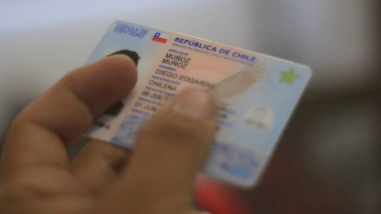 ¿Carnet vencido? Consulta acá si tienes que renovarlo y cómo solicitarlo online en sencillos pasos
