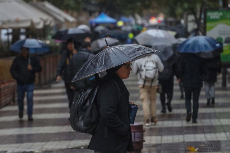 ¡Se vienen las lluvias! Anuncian cuándo precipitará en la zona central tras intensa ola de calor