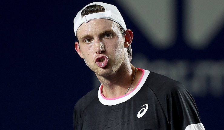 Nicolás Jarry dio una buena pelea, pero terminó sucumbiendo ante Tsitsipás en Los Cabos