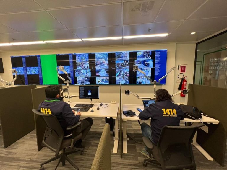 Para combatir la delincuencia: Providencia conecta más de 200 cámaras de televigilancia con Carabineros