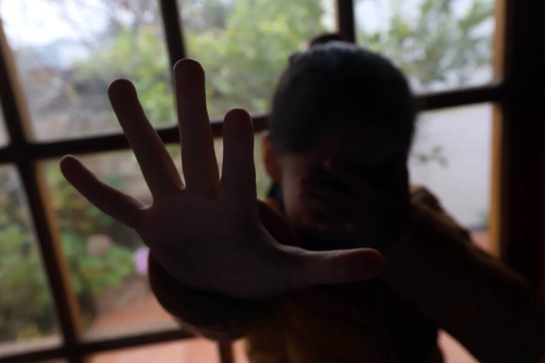 Ministerio de la Mujer: Quienes más recurren a la Ley de Aborto son niñas de 13 años por causal de violación