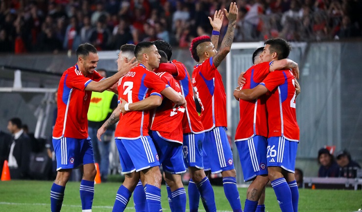Debut complejo: ¿Cuándo juega Chile por las Clasificatorias al Mundial 2026 y quién transmite?