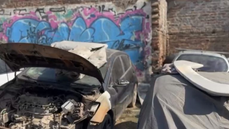 Desarmadurías clandestinas, el nuevo foco delictual: Desbarataron a más de 200 bandas criminales