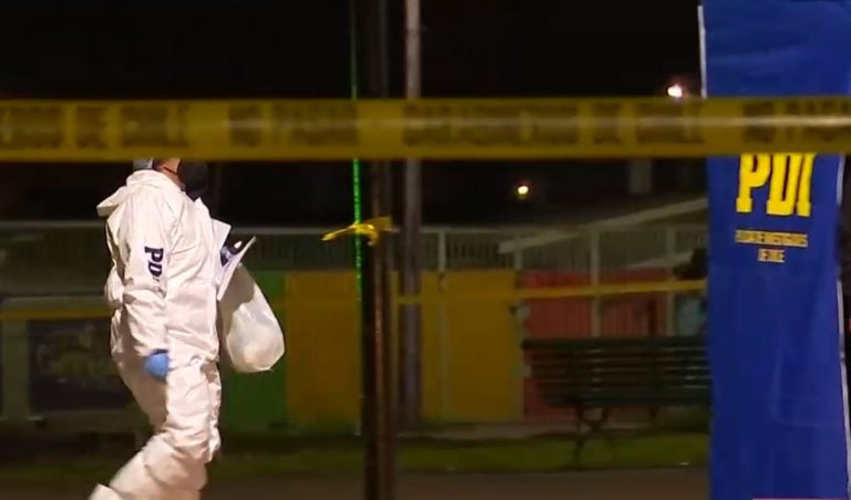 Cuarto homicidio en 24 horas: Hombre fue asesinado a tiros en feria artesanal de Recoleta