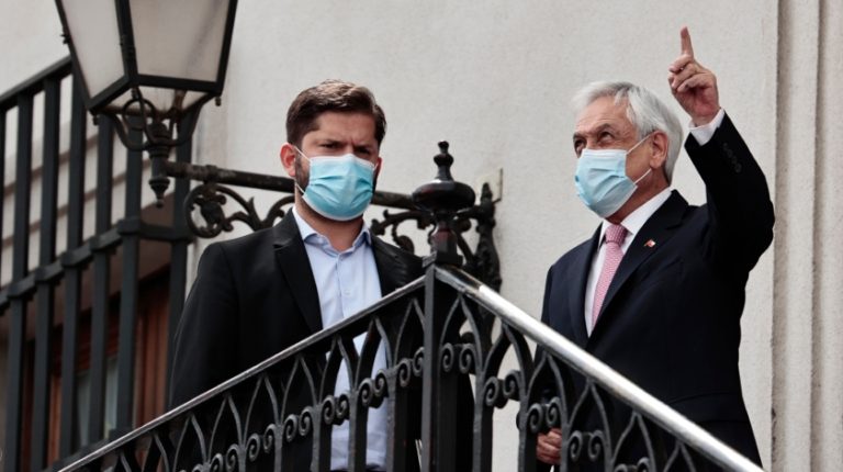 Piñera viajó en el avión presidencial junto a Pdte. Boric al cambio de mando en Paraguay