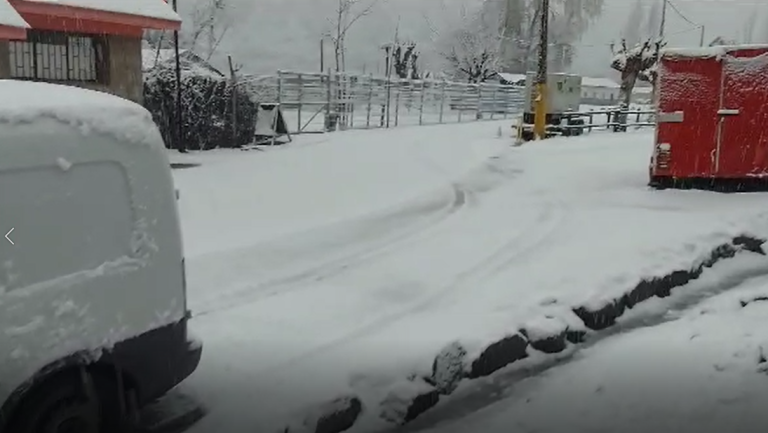 Nieve crubre por completo el sector de San Gabriel en el Cajón del Maipo