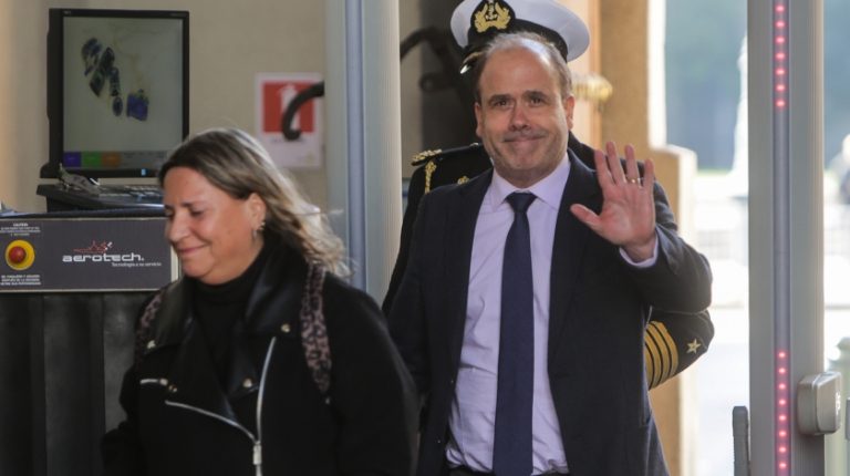 Reuniones claves por pacto fiscal y pensiones: Gobierno intensifica encuentros con partidos para retomar agenda