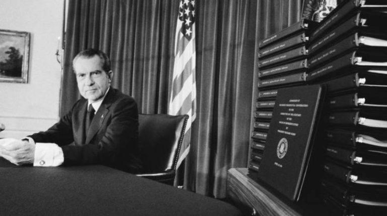 Peter Kornbluh y documentos desclasificados por la CIA: 