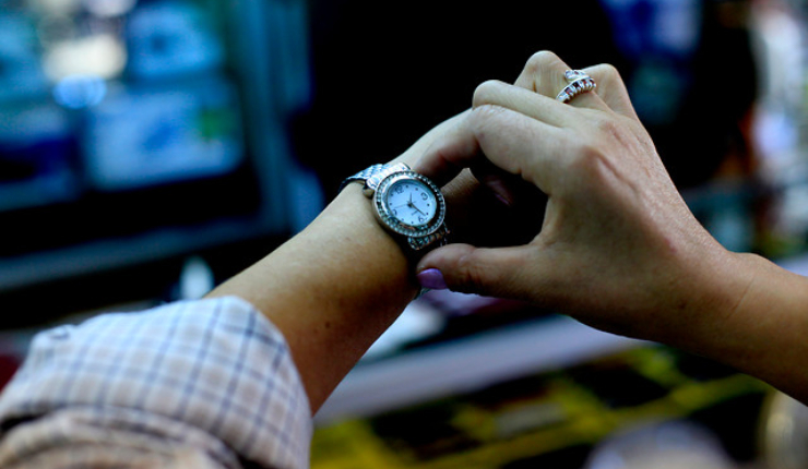 Una semana para el cambio de hora: Revisa cómo ajustar tu reloj