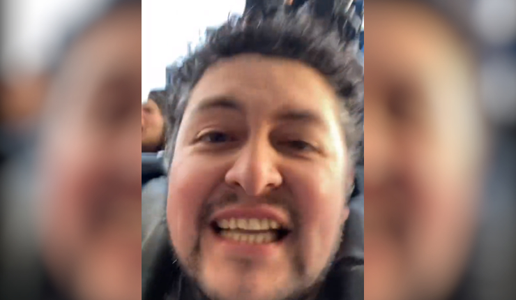 Fanático llama a votar por participante de Gran Hermano en montaña rusa de Fantasilandia