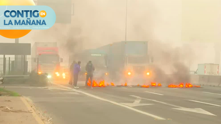 Manifestaciones en diversos puntos de la R.M.: Se registran cortes de tránsito con barricadas
