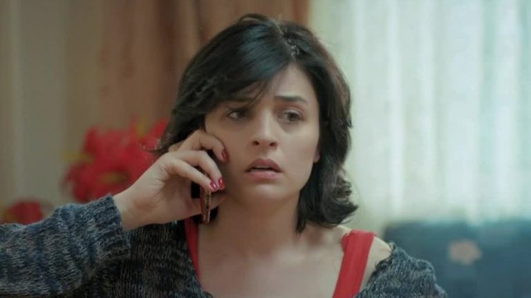 Gamze le hizo una oferta a Sule para sacar a Cengiz de la cárcel