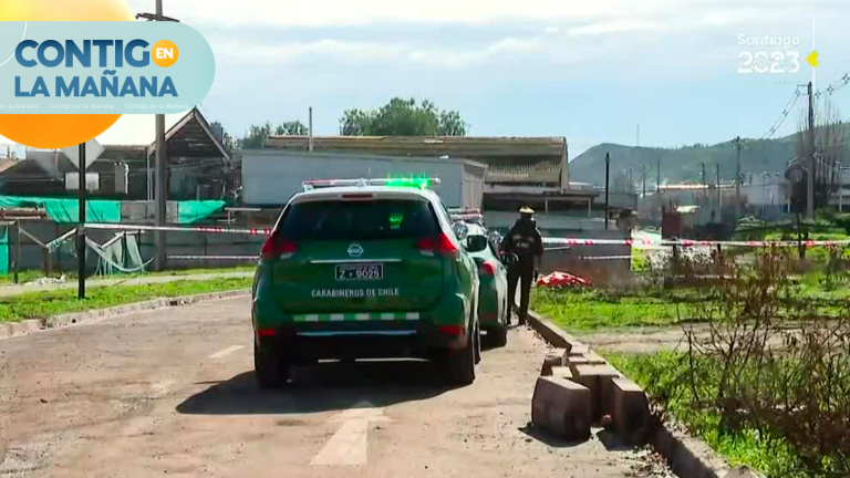 Hallan cuerpo maniatado frente a condominio en Renca