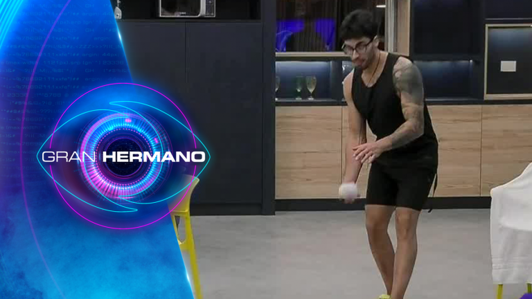 ¡Nuevo juego en Gran Hermano! Jugadores se la ingenian para divertirse con unos bolos improvisado
