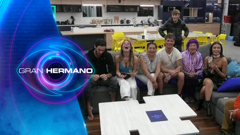 ¡Celebra la casa! Jennifer y Lucas consiguieron suculento banquete para sus compañeros