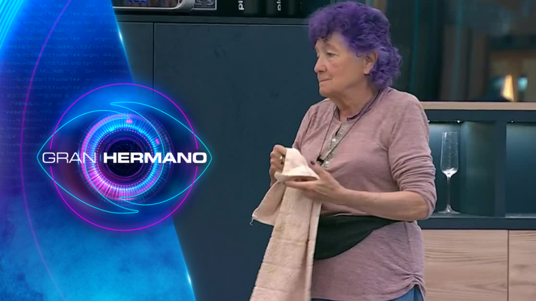 Mónica hizo arder las redes con comentario “machista”: “Pobres hombres”