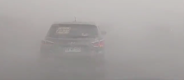Tormenta de arena sorprende a ciudades del norte de Chile