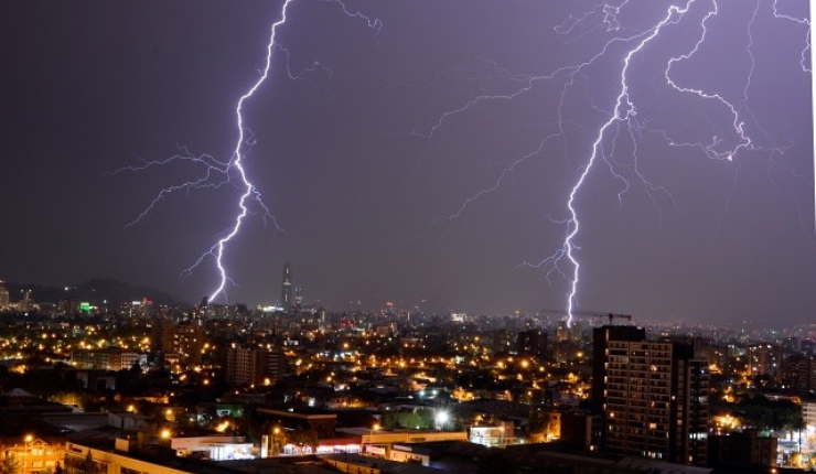 Meteorología anuncia posibles tormentas eléctricas en seis regiones del país