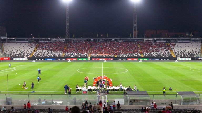 La Roja juega hoy en el Monumental: Revisa los cortes de tránsito, buses de apoyo y accesos habilitados