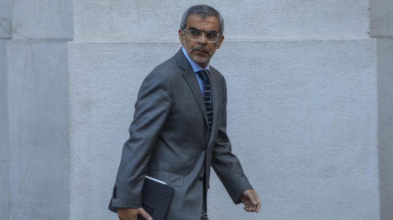 Gobierno recurrió a la Corte Suprema por actuar de juez en causa contra 