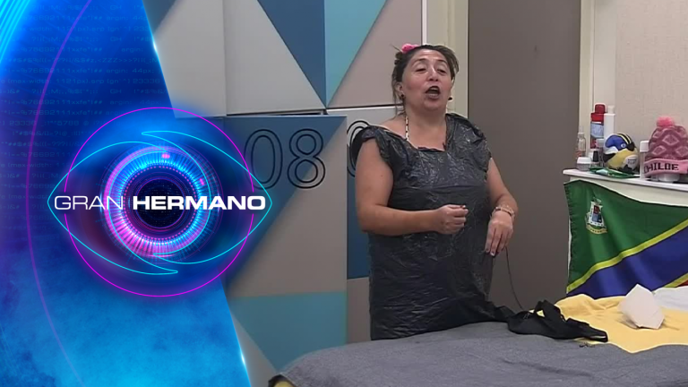 “Necesito ser flaca igual”: Pincoya se diseñó su propio sauna con una bolsa de basura