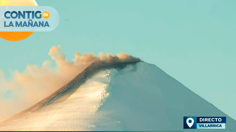 Volcán Villarrica en la mira: Autoridades decretan alerta naranja por actividad volcánica